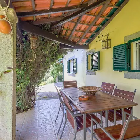 Holiday home Casa Trevo *