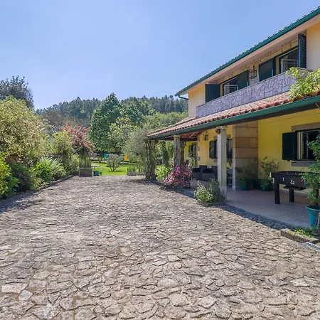 Holiday home Casa Trevo *